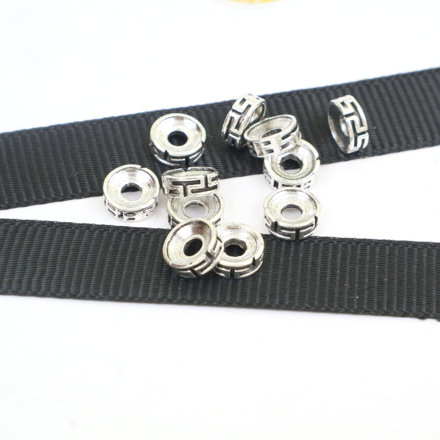 Silver Zinc Alloy- Greek Key 7mm Around 25pcs