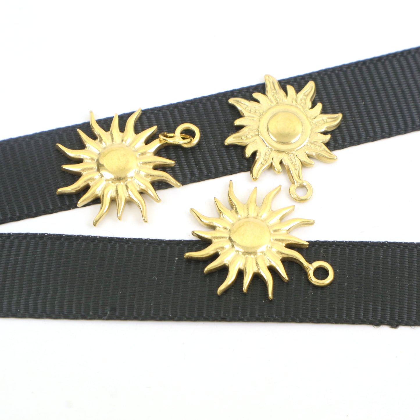 Gold Steel - Sun Pendant 20mm Around 5pcs