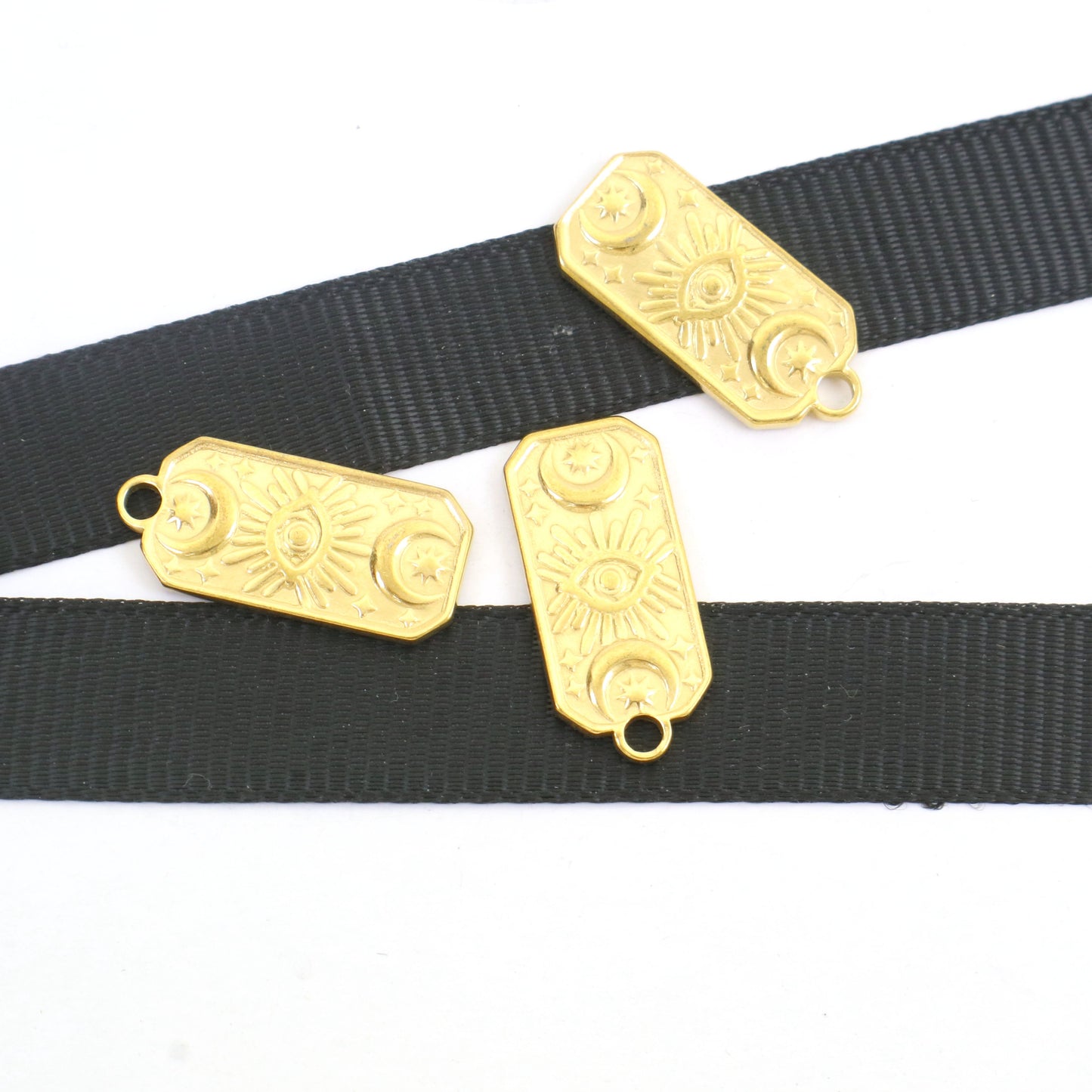 Golden Steel - Eye Pendant 10*22mm Around 5pcs