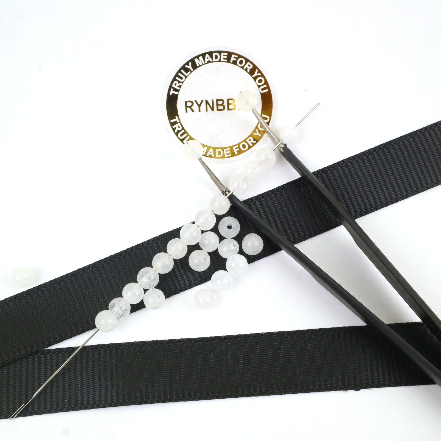 White jade Beads-Ball 4mm Around 90pcs